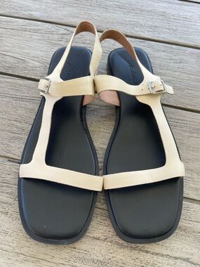 Madewell Dory 90’s Minimal Cream T‑Strap Slingback Sandals Womens Size 10